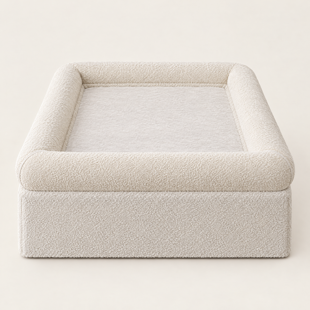 Nord CloudCover™ – lagen med polstrede kanter i cremehvid bouclé